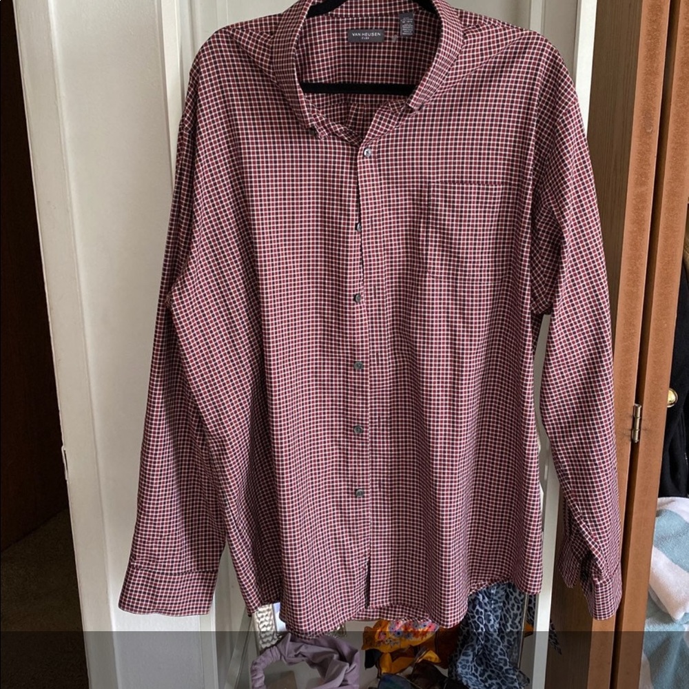 Men’s dress shirt